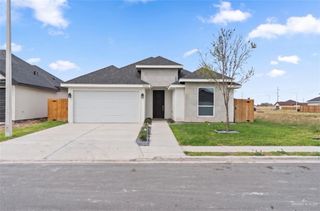 2100 Blue Sky Drive, Weslaco, TX 78599
