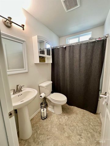 1535 Eastview Court, Lewiston, ID 83501
