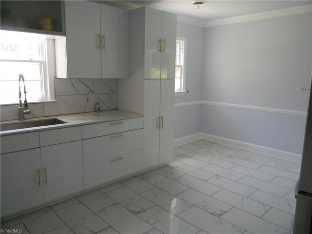 4300 Old Liberty Place, Greensboro, NC 27406