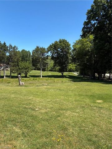 4300 Old Liberty Place, Greensboro, NC 27406
