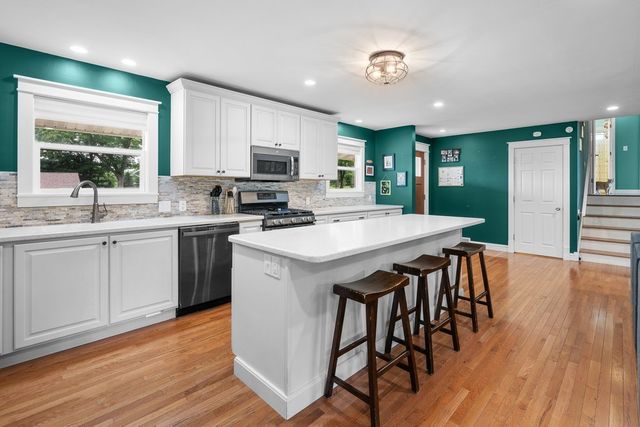 2603 Harmony Drive, Bettendorf, IA 52722