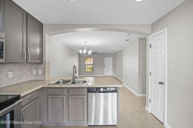4550 Radiant Way 102, Melbourne, FL 32901