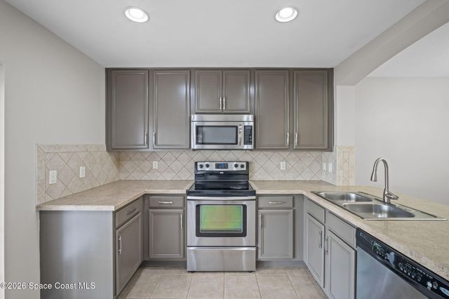 4550 Radiant Way 102, Melbourne, FL 32901