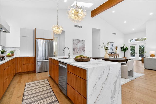 1410 Kearney Road, Ann Arbor, MI 48104