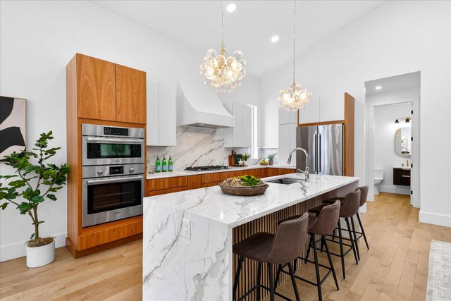 1410 Kearney Road, Ann Arbor, MI 48104