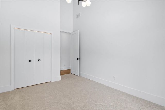 1410 Kearney Road, Ann Arbor, MI 48104