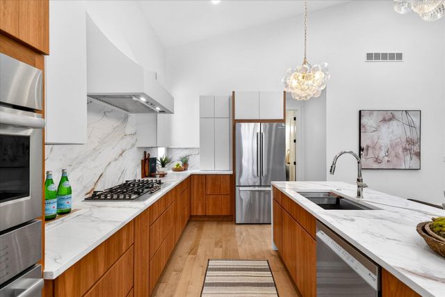 1410 Kearney Road, Ann Arbor, MI 48104