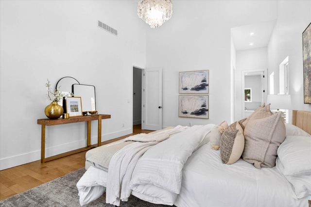 1410 Kearney Road, Ann Arbor, MI 48104