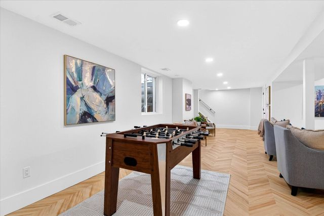 1410 Kearney Road, Ann Arbor, MI 48104