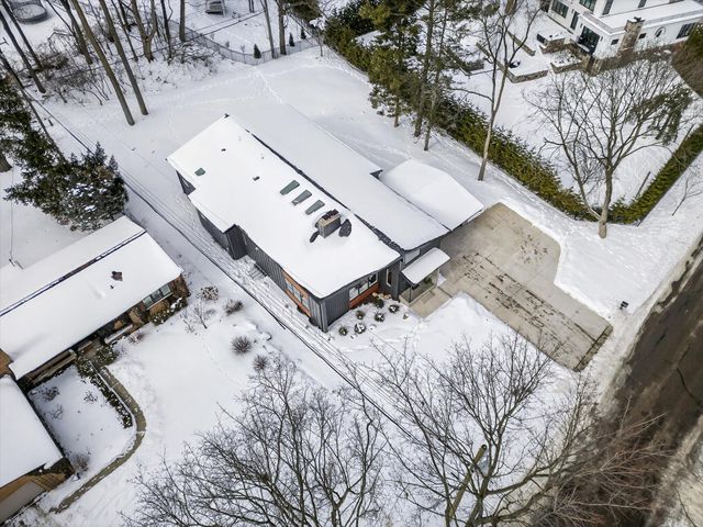 1410 Kearney Road, Ann Arbor, MI 48104