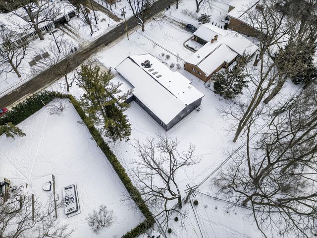 1410 Kearney Road, Ann Arbor, MI 48104