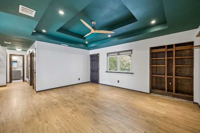 2749 Buna Drive, Dallas, TX 75211