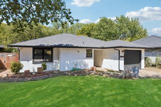 2749 Buna Drive, Dallas, TX 75211
