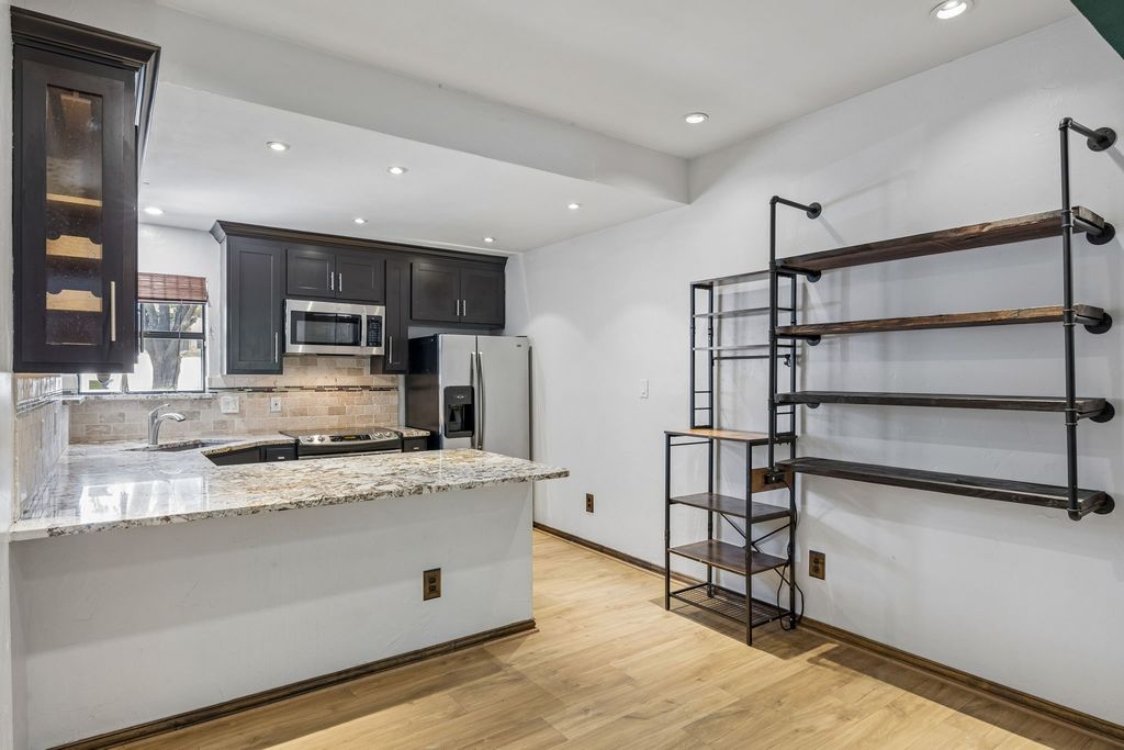 2749 Buna Drive, Dallas, TX 75211 — photo 3