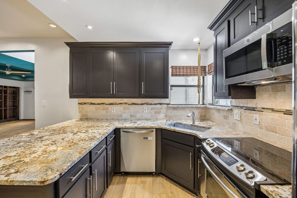 2749 Buna Drive, Dallas, TX 75211 — photo 5