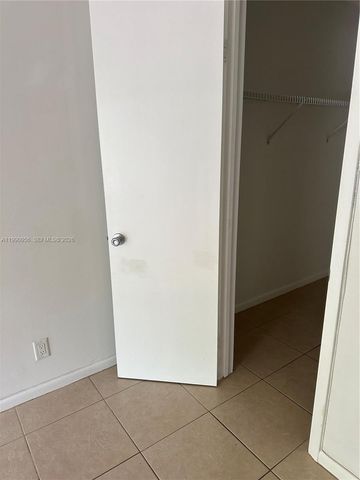 10001 W Atlantic Blvd 215, Coral Springs, FL 33071