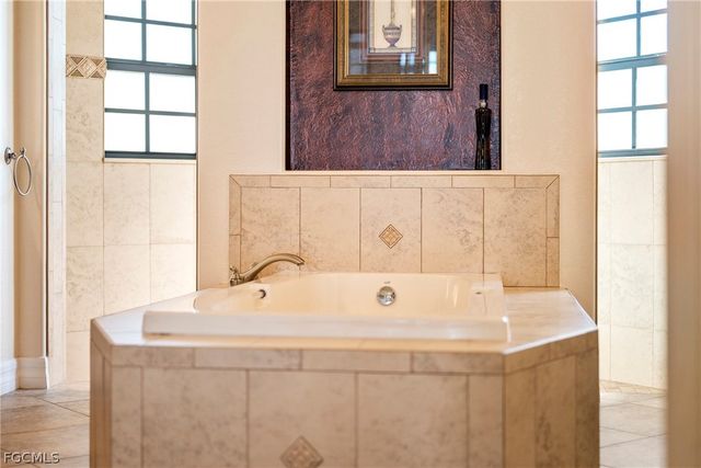 4436 SW 15th AVE, Cape Coral, FL 33914