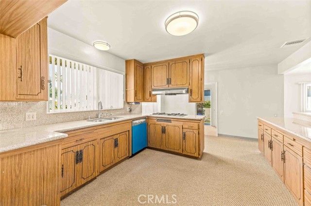 138 S Hacienda, Glendora, CA 91741