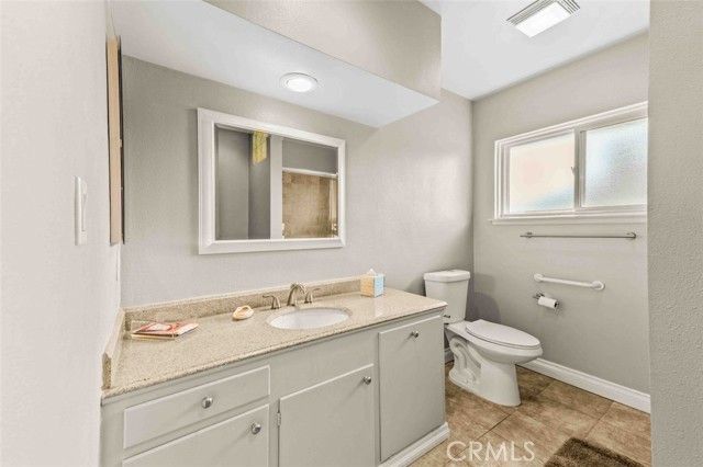 138 S Hacienda, Glendora, CA 91741