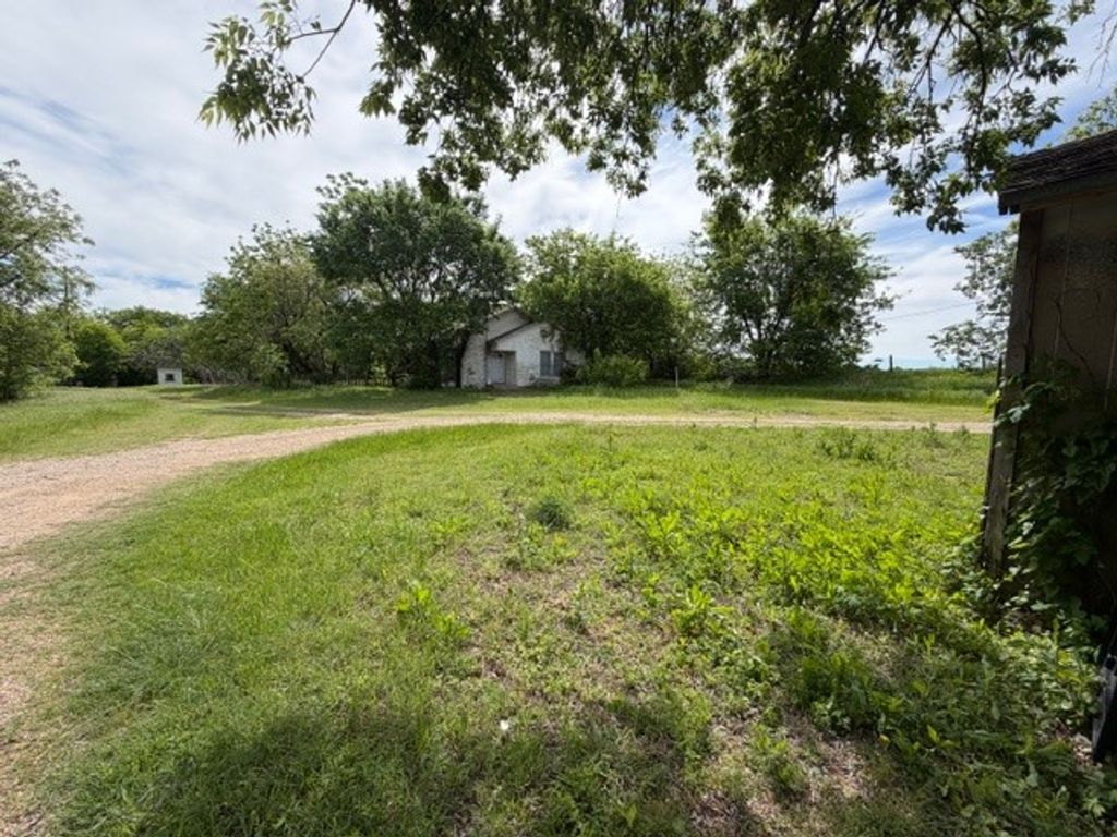 2612 S Interstate 35 E, Lancaster, TX 75146