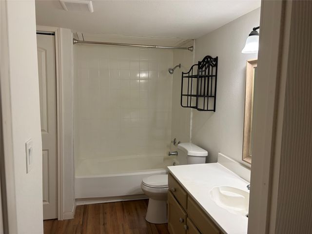 3022 Forest Lane 222, Dallas, TX 75234