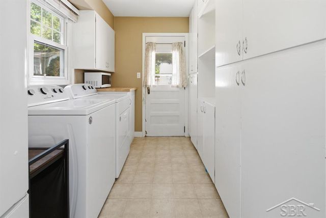 1405 Helen Street, Bay City, MI 48708
