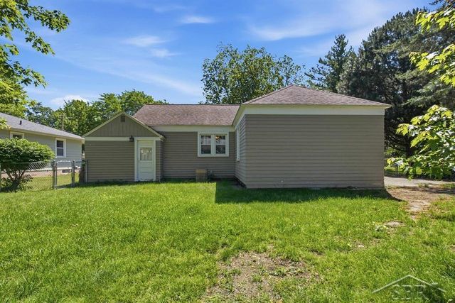 1405 Helen Street, Bay City, MI 48708