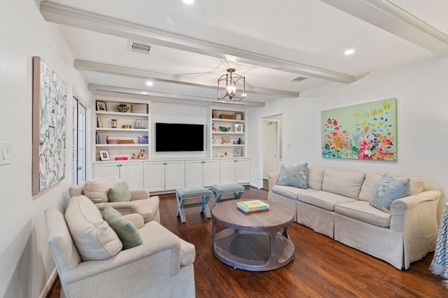 7902 Pagewood Lane, Houston, TX 77063