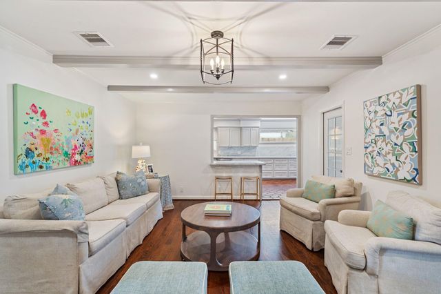 7902 Pagewood Lane, Houston, TX 77063