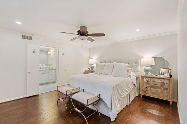 7902 Pagewood Lane, Houston, TX 77063