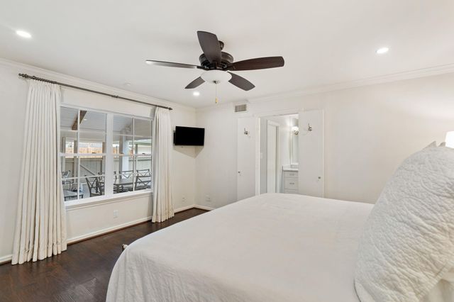 7902 Pagewood Lane, Houston, TX 77063