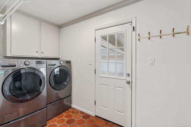 7902 Pagewood Lane, Houston, TX 77063