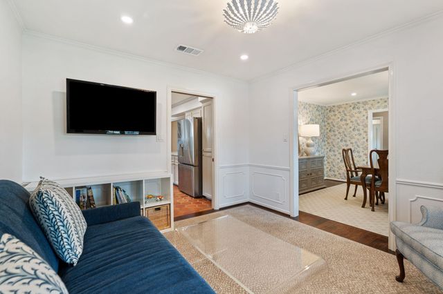 7902 Pagewood Lane, Houston, TX 77063