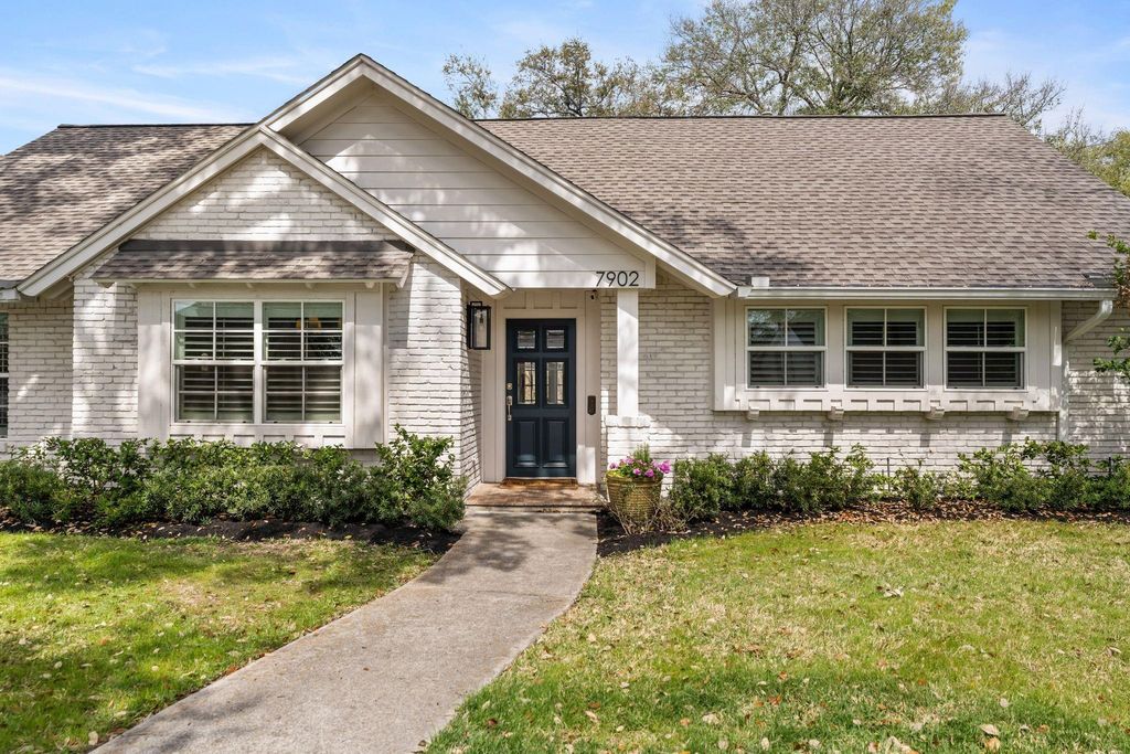 7902 Pagewood Lane, Houston, TX 77063