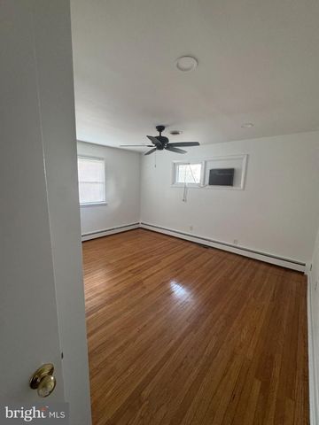 216 SUSSEX BLVD, Broomall, PA 19008