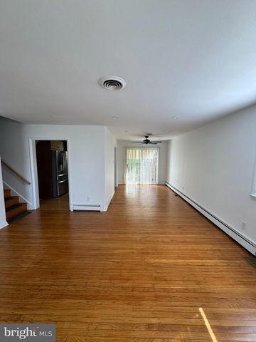 216 SUSSEX BLVD, Broomall, PA 19008