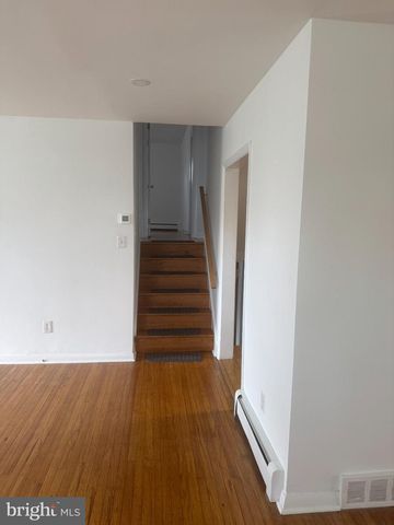 216 SUSSEX BLVD, Broomall, PA 19008