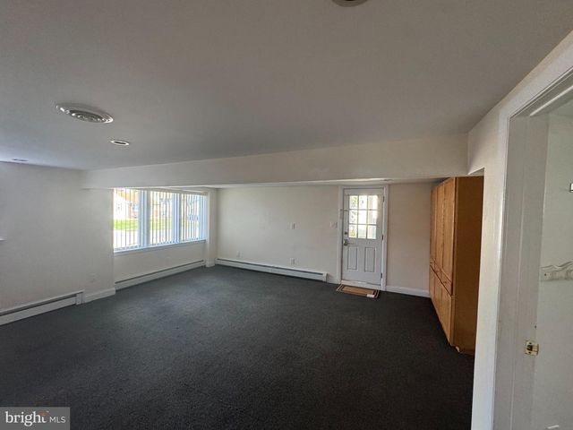 216 SUSSEX BLVD, Broomall, PA 19008