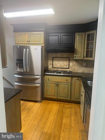 216 SUSSEX BLVD, Broomall, PA 19008