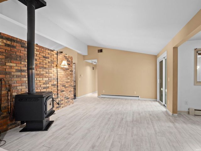 3210 Arrowwood Drive, Fort Wayne, IN 46815