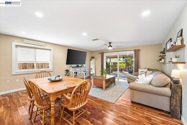 1280 Tulip Way, Livermore, CA 94551
