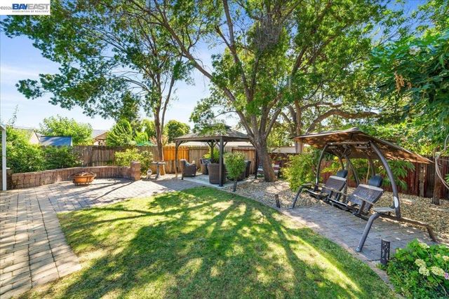 1280 Tulip Way, Livermore, CA 94551