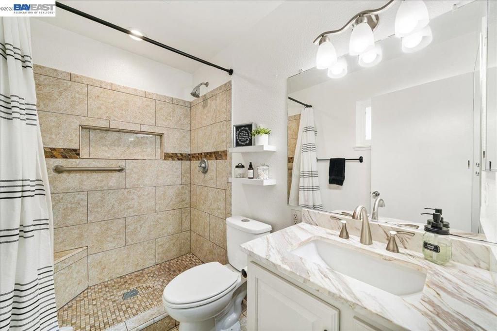 Image 17 of property listing at 1280 Tulip Way, Livermore, CA 94551