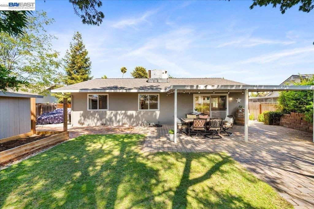 Image 31 of property listing at 1280 Tulip Way, Livermore, CA 94551