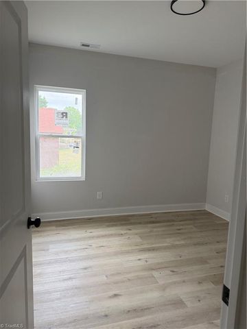1215 Saint Regis Drive, Burlington, NC 27217