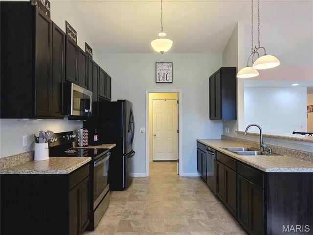 1796 Meade Court, Pacific, MO 63069