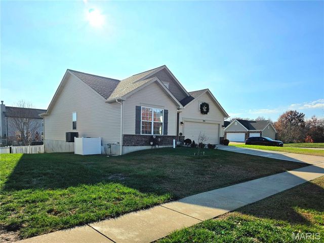 1796 Meade Court, Pacific, MO 63069