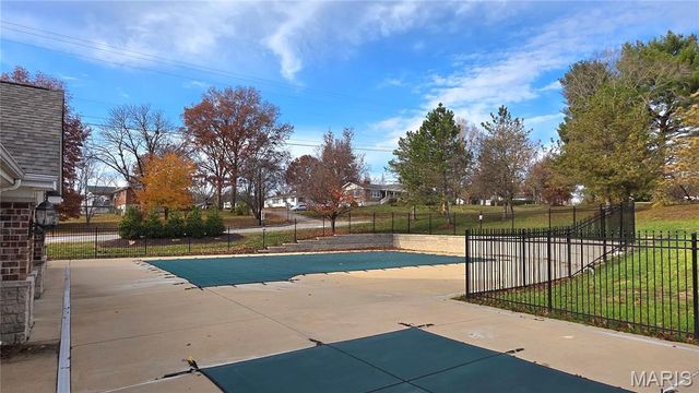 1796 Meade Court, Pacific, MO 63069