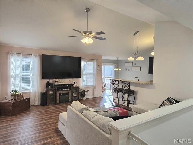 1796 Meade Court, Pacific, MO 63069