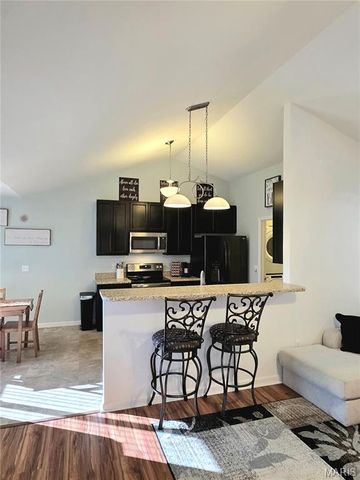 1796 Meade Court, Pacific, MO 63069